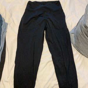Black lulu lemon jogger dupes